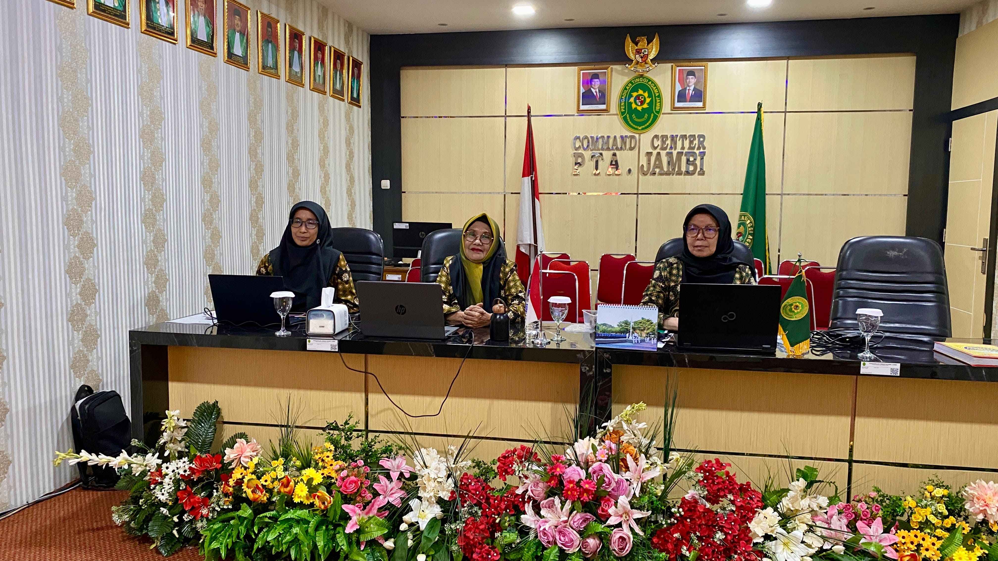Ketua dan Hakim Tinggi Perempuan PTA Jambi Ikuti Refleksi 3 Tahun BPHPI dan Seminar Transformasi Peradilan Digital